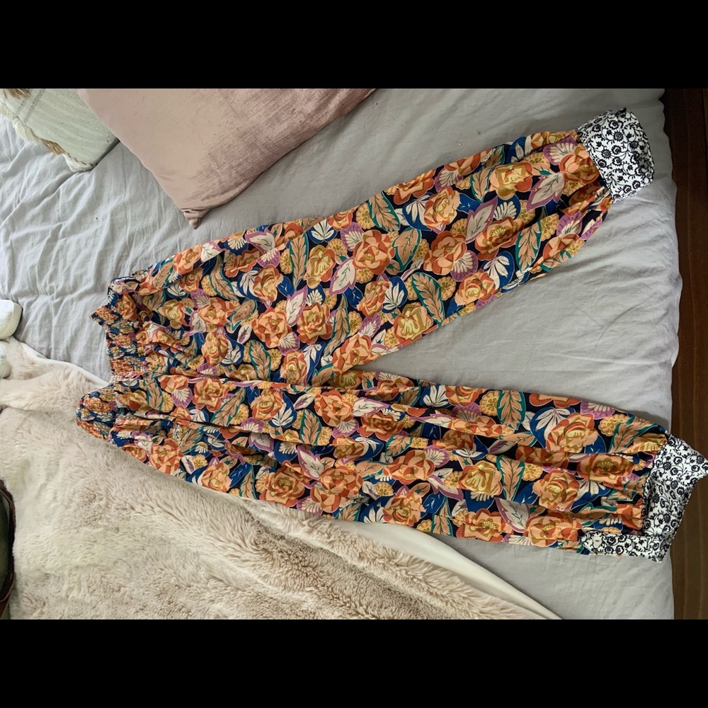 Never worn Anthro Balloon pants